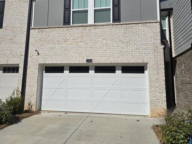 Townhouse for sale in Lawrenceville
