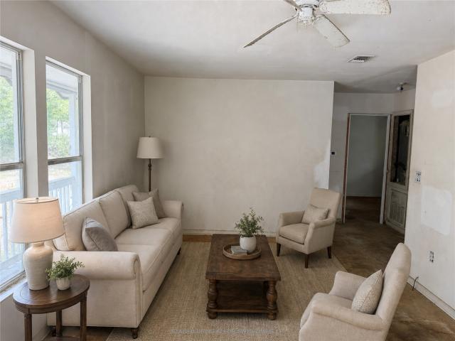 House for sale in Lufkin, Angelina County