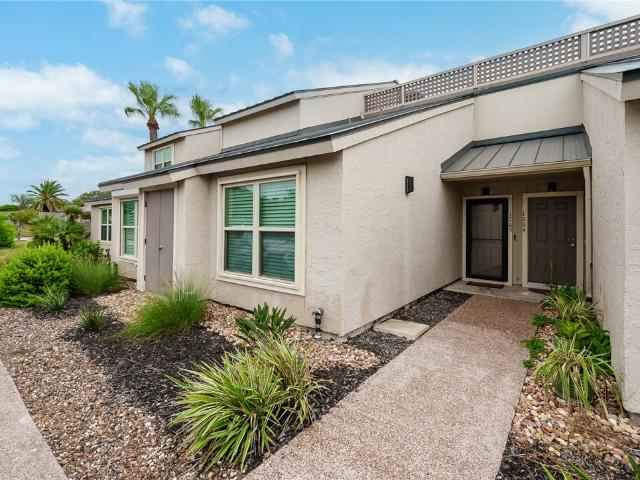 Condo for sale in Rockport