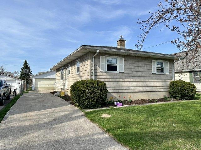 House for sale in Essexville, Michigan