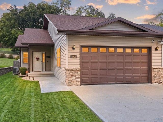 Townhouse for sale in Sioux City, Woodbury County