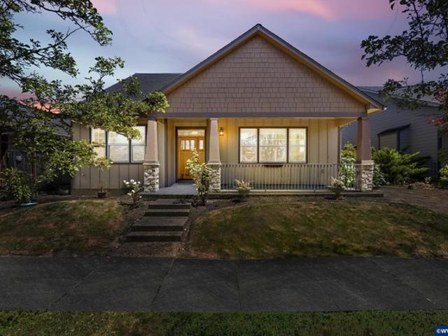 House for sale in Oregonia