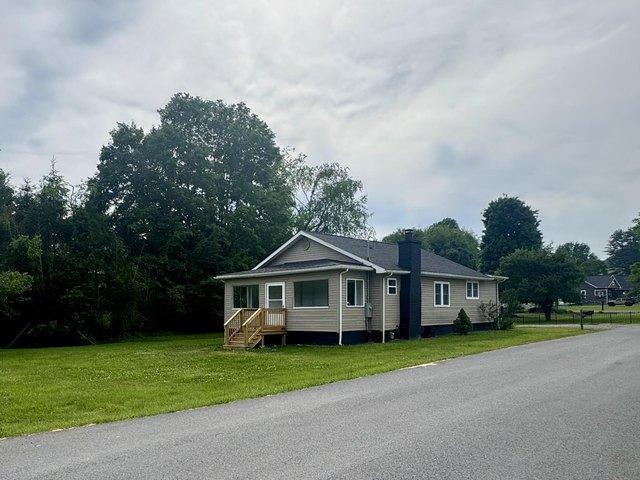 House for sale in Summersville, West Virginia
