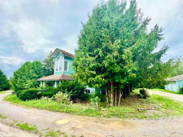 House for sale in Iowa