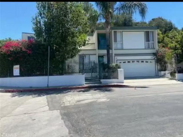 House for rent in North Hollywood, Encino Neighborhood Council District