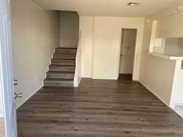 Condo for rent in Fontana