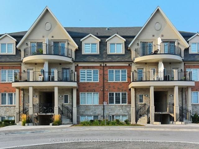 Condo for sale in Toronto, Golden Horseshoe