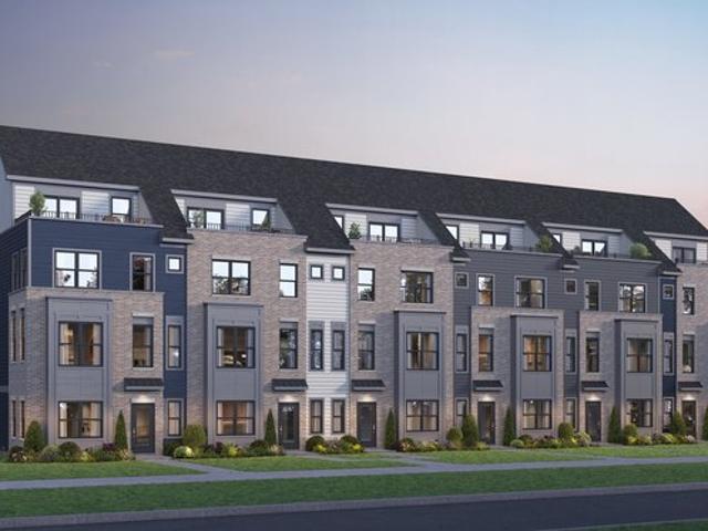 Townhouse for sale in Naperville, Illinois