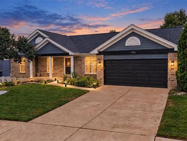 House for sale in Fairview Farms, Wentzville