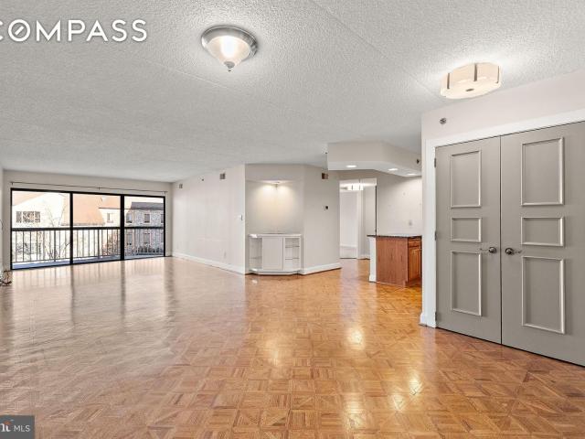 Condo for sale in Delaware