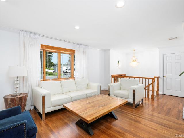 House for sale in Cortlandt Manor, New York