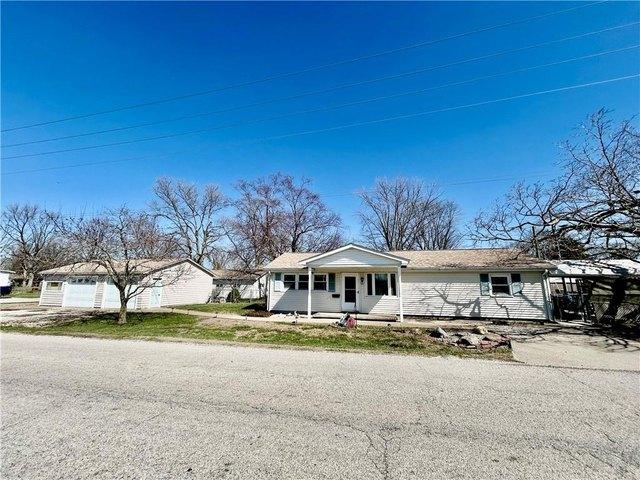 House for sale in Edgar, Illinois