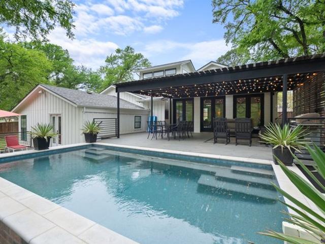 House for sale in Grapevine, Texas