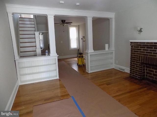 Townhouse for sale in Oaklyn