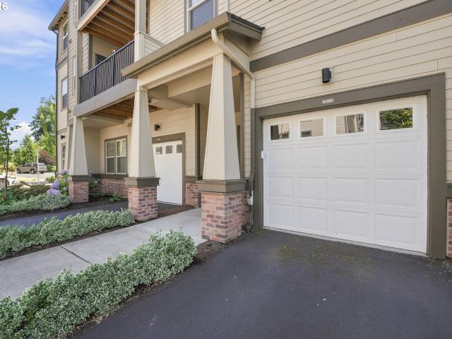 Condo for sale in Oregonia