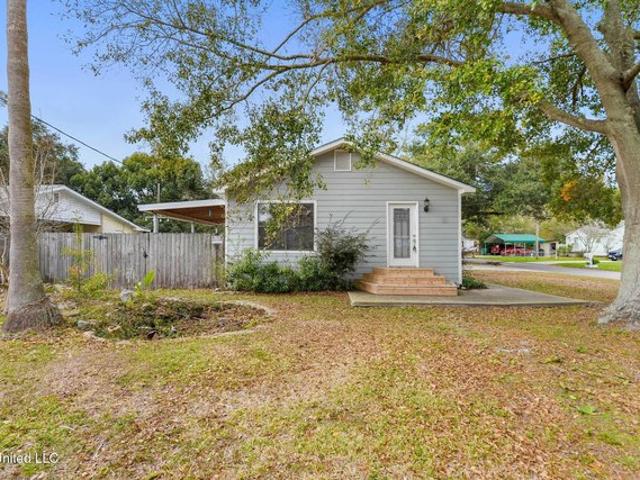 House for sale in Pascagoula, Mississippi