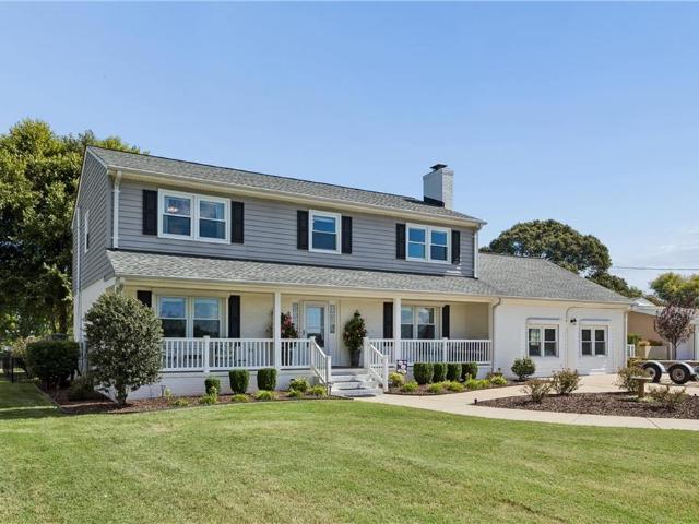 House for sale in Fox Hill, Hampton