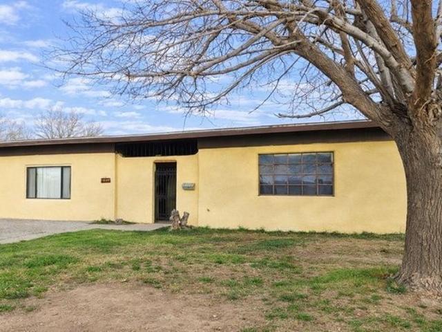 House for sale in Alamogordo, New Mexico