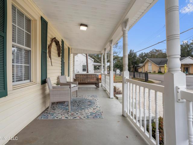 Commercial for sale in Ocean Springs, Mississippi