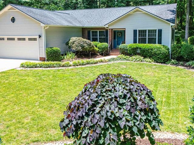 House for sale in Hendersonville, North Carolina