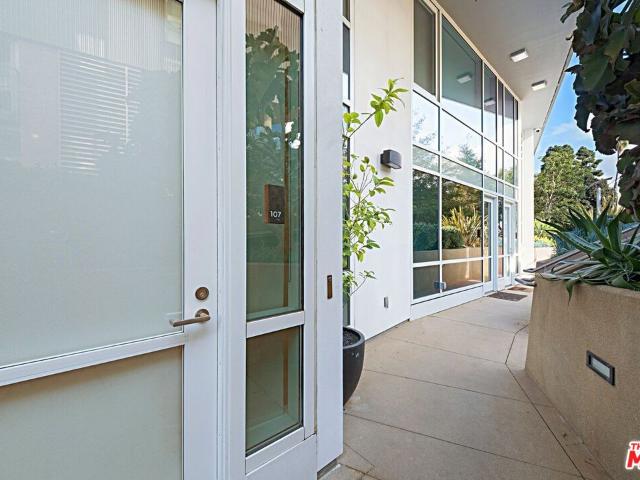 Condo for sale in Santa Monica, California