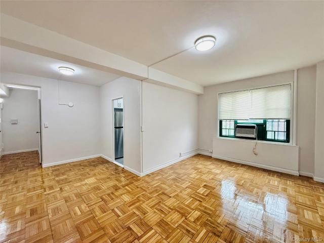 Condo for sale in The Bronx, Arverne