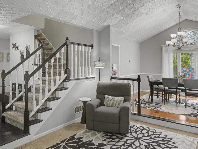 House for sale in Southwind, Burnsville