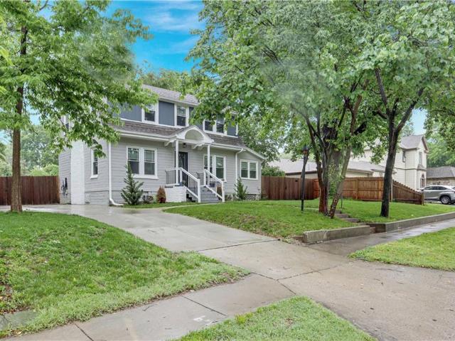 House for sale in Blue Springs, Missouri