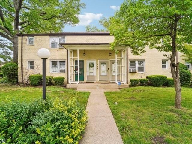 Condo for sale in Roselle, New Jersey