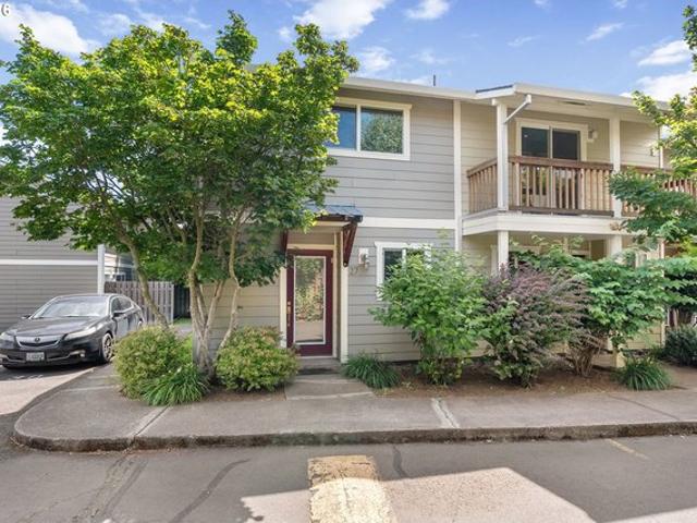 Condo for sale in Oregonia