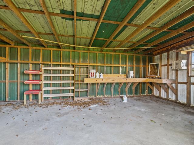 House for sale in Danbury, Texas
