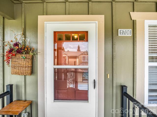 Condo for sale in Hendersonville, North Carolina