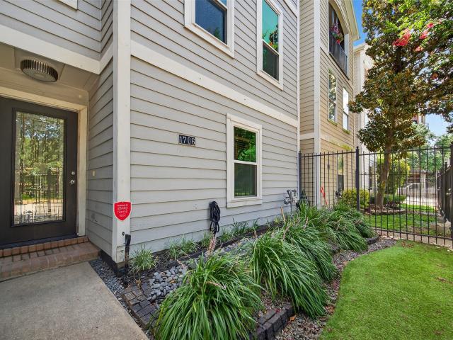 Townhouse for sale in Houston