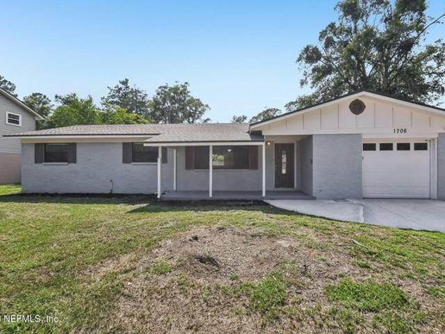 House for sale in Orange Park, Florida