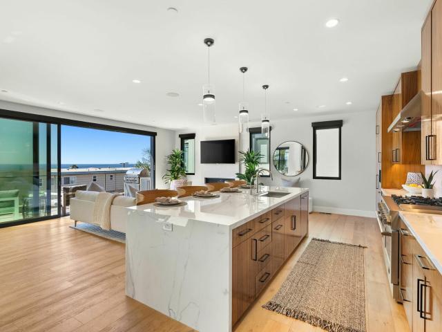 Townhouse for rent in Hermosa Beach