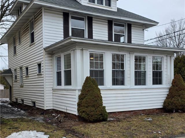 House for sale in Oneida, New York