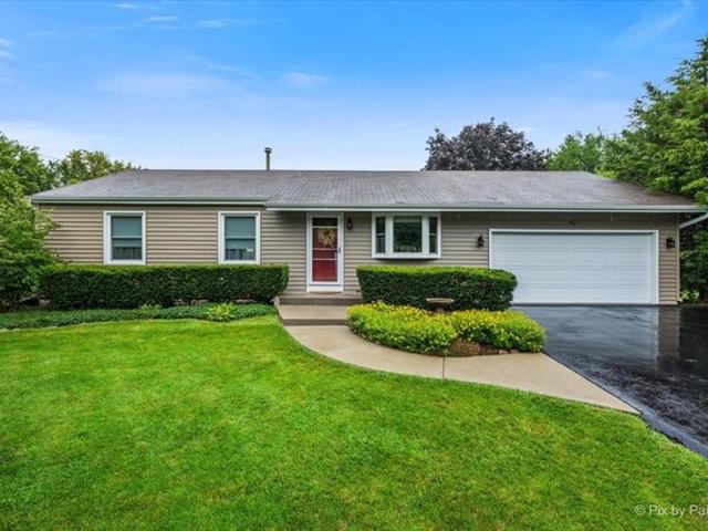 House for sale in Mchenry, Illinois