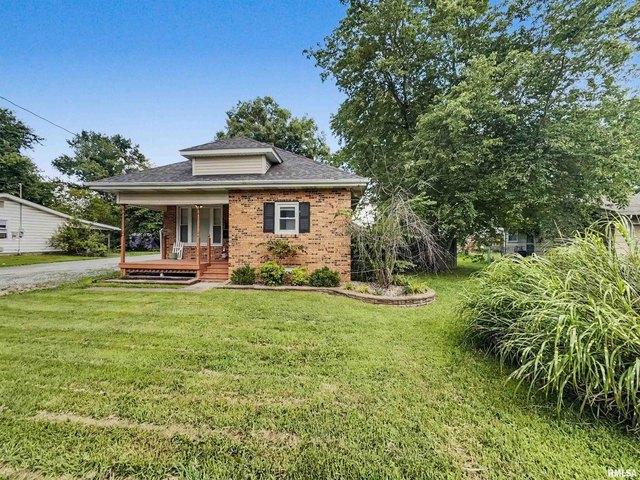 House for sale in Marion, Illinois