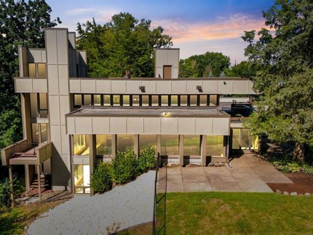 House for sale in Cedar Falls, Iowa