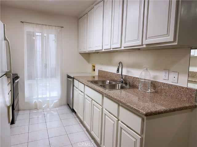 Property for rent in California