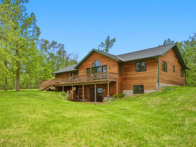 House for sale in Hubbard, Minnesota