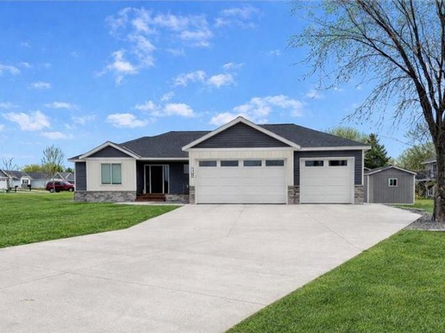 House for sale in Willmar, Minnesota