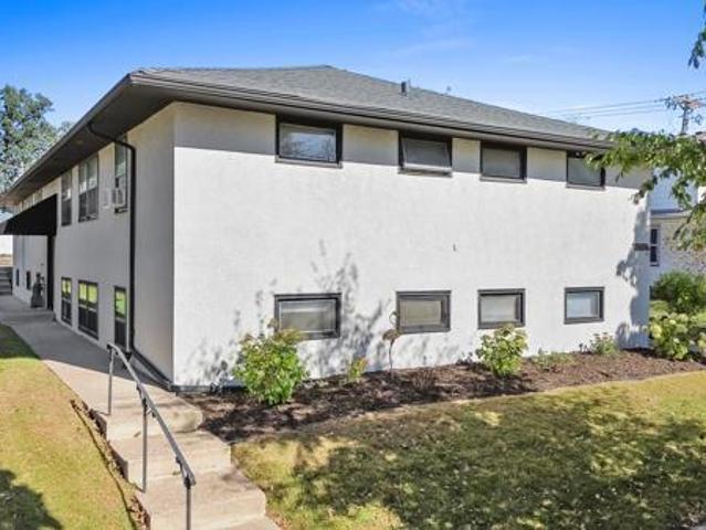 Apartment for sale in Ramsey, Minnesota