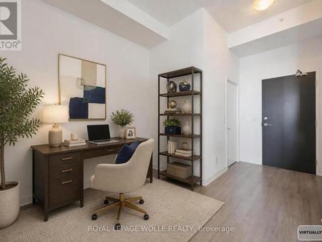 Condo for sale in Downtown, Kitchener