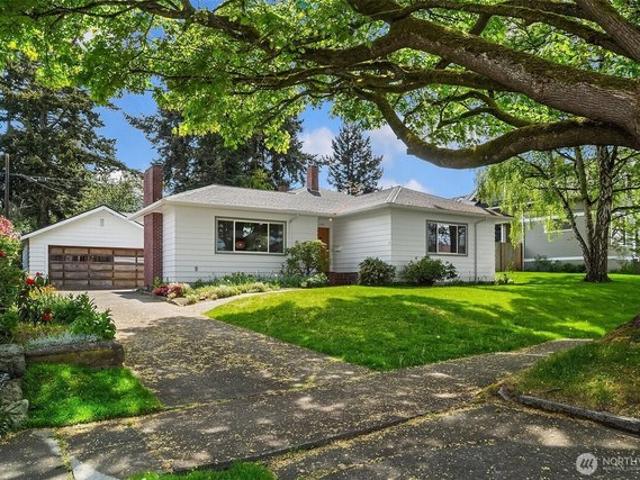House for sale in Anacortes, Washington