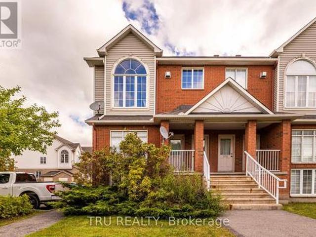 Townhouse for rent in Gloucester-Southgate, Ottawa