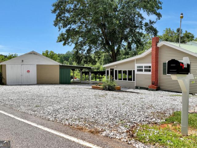 House for sale in Toccoa, Georgia