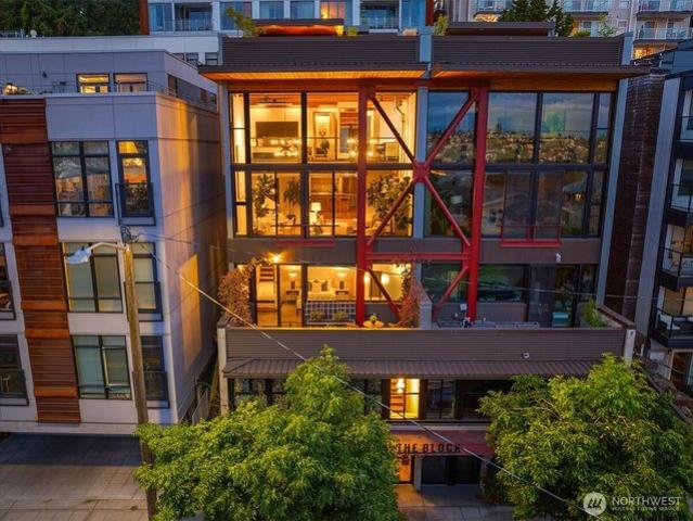 Townhouse for sale in Seattle, Washington