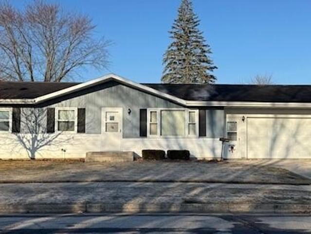 House for sale in New Holstein, Wisconsin