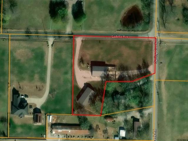 House for sale in Ark